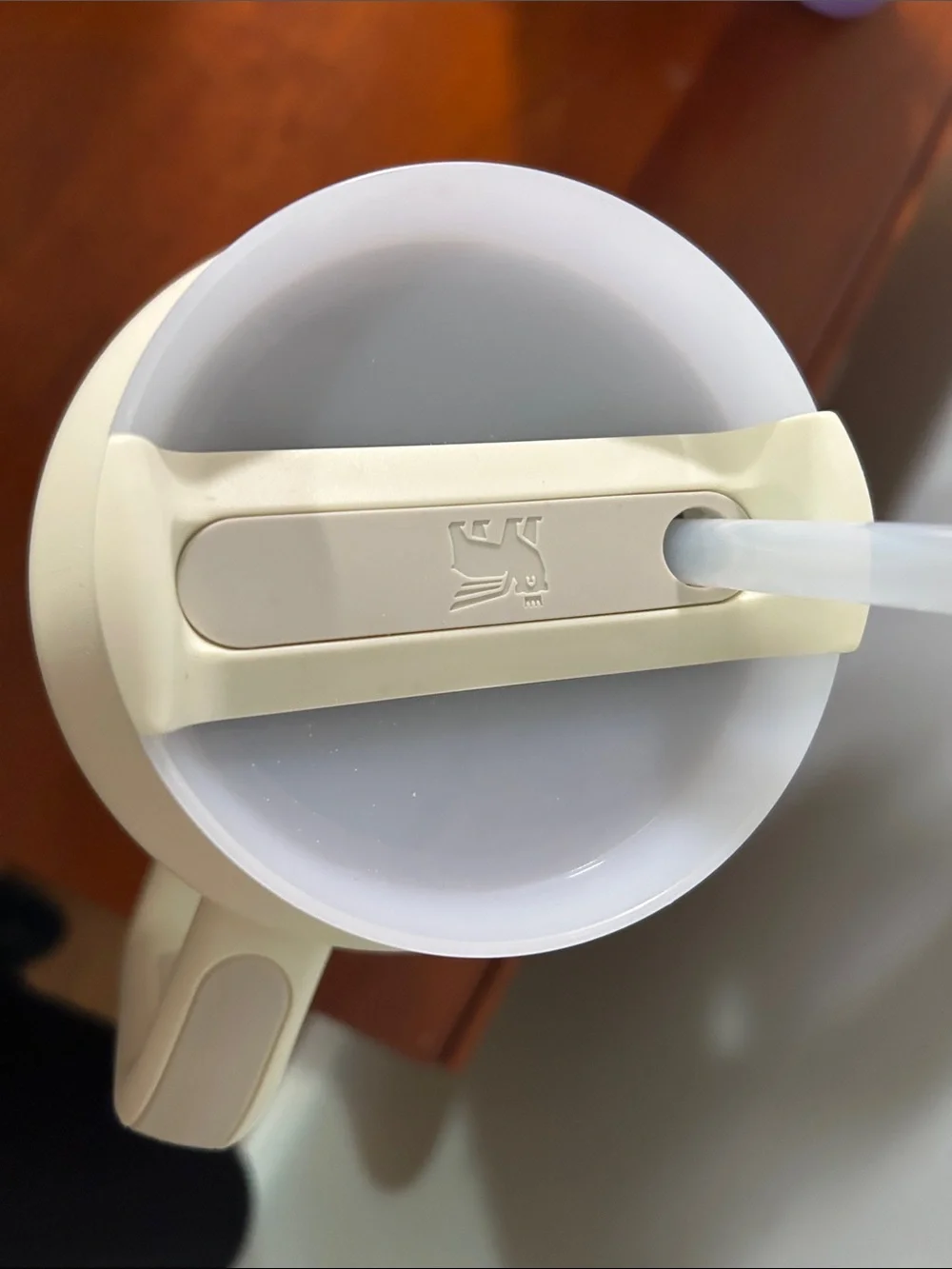 1/2 Gallon Stanley Cream Insulated Travel Mug with Handle and Straw Lid - Picture 5 of 5